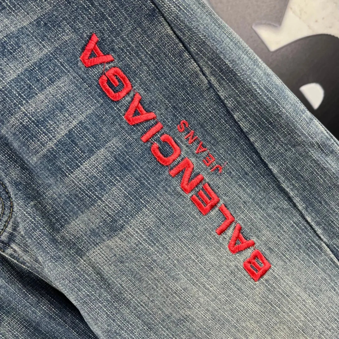 BB 152 🔘 𝐁𝐀𝐋𝐄𝐍𝐂𝐈𝐀𝐆𝐀 26SS * Quality｜ ｜ Versatile ， ， ， Retro ， 、 ； ， ， ， 。 26SSNew Arrival ， ， ， 、 ， Classic ， ， 、 ， 。 ｜ 、 、 、 ， + ， 、 ； ， 、 ； ， ， Retro 。 ｜1:1 Balenciaga ， ， 、 ，Red Light Blue ； Cowhide Leather ， + ， 。 、 、 、 ， 、 ； （ 、 、 ），Quality 。Retro ， Same Style ， ， 。 Size：M L XL XXL（30.32.34.36） ：Blue
